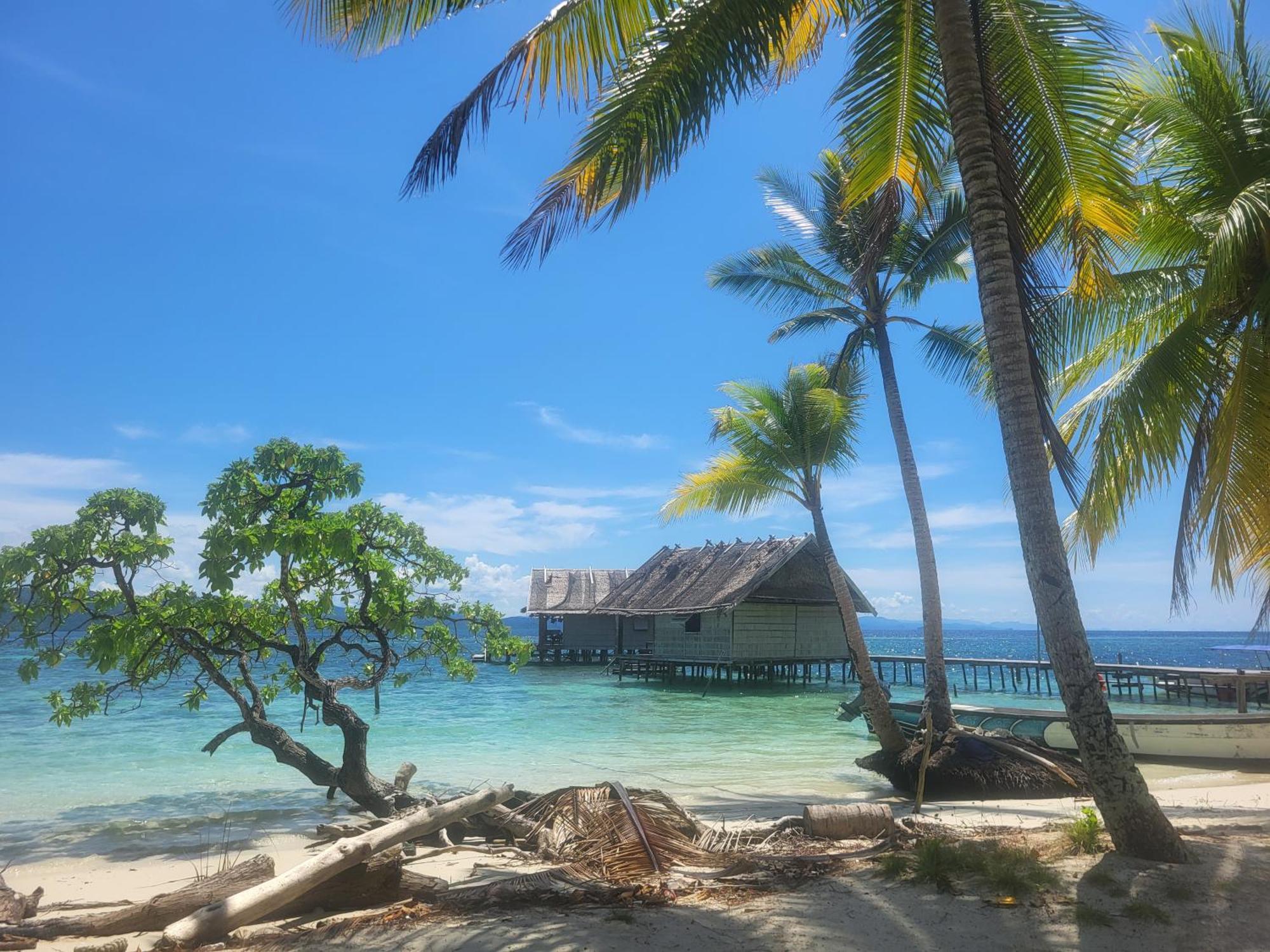Frances Homestay - Raja Ampat Pulau Mansuar Exterior photo